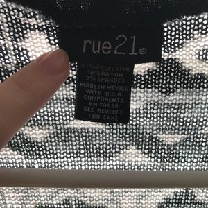 Rue21 Other - Cardigan Rue21 Other - Cardigan